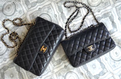 chanel classic flap bag medium vs small